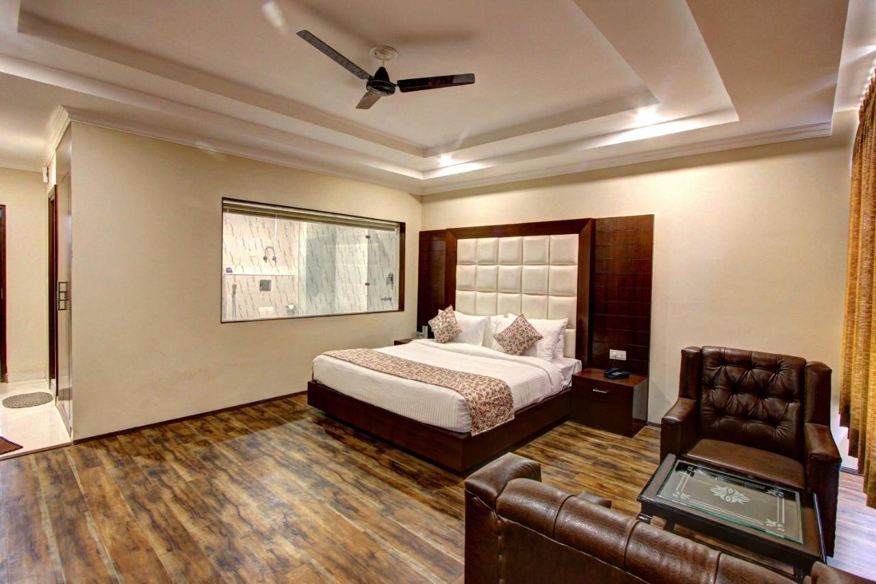 Regenta Place Green Leaf Manali- A Centrally Heated Resort Екстериор снимка